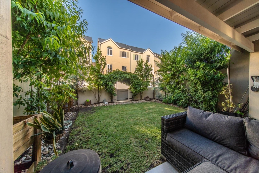 To Let 3 Bedroom Property for Rent in Koelenhof Western Cape